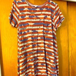 LulaRoe Carly Size Large